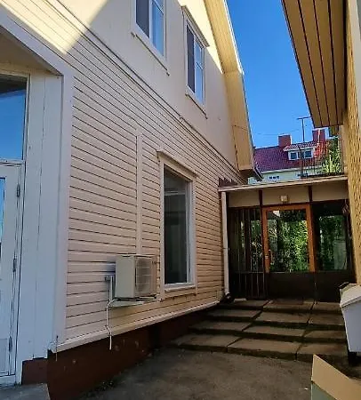 Tyylikaes Kaksio Ihanassa Puutalossa Appartement *