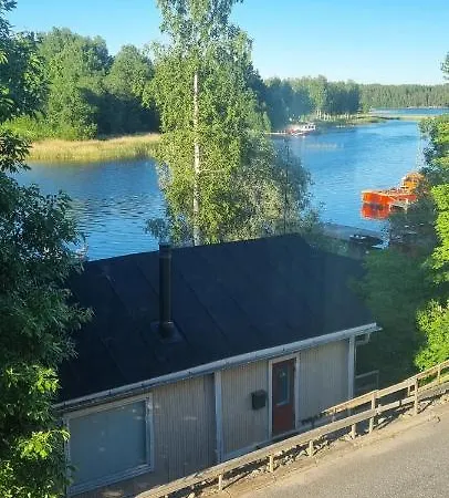 Tyylikaes Kaksio Ihanassa Puutalossa Appartement *